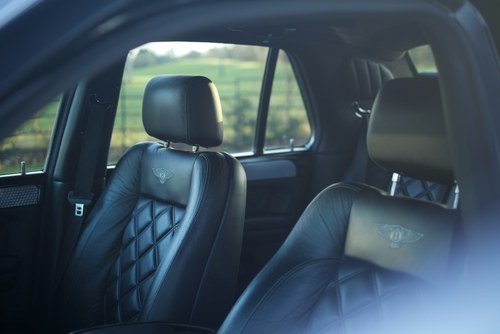 2002 Bentley Arnage T RHD Te koop (foto 40 van 115)