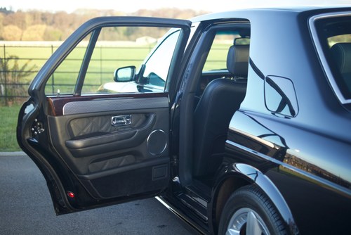 2002 Bentley Arnage T RHD Te koop (foto 46 van 115)