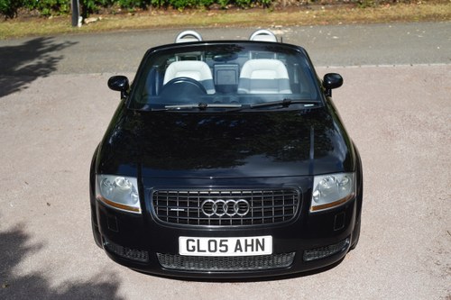 2005 Audi TT Mk1 Convertible 225bhp Quattro à venda (imagem 4 de 172)