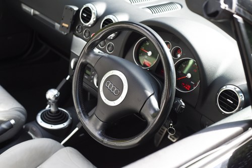 2005 Audi TT Mk1 Convertible 225bhp Quattro à venda (imagem 40 de 172)