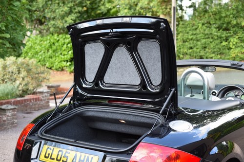 2005 Audi TT Mk1 Convertible 225bhp Quattro à venda (imagem 73 de 172)