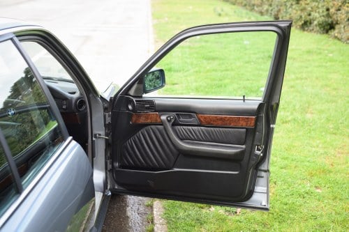 1995 BMW E34 540i Automatic En venta (imagen 20 de 173)