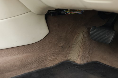 2001 Jaguar X308 XJR En venta (imagen 27 de 326)