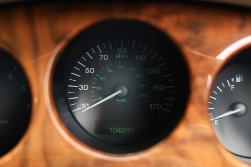 2001 Jaguar X308 XJR En venta (imagen 52 de 326)