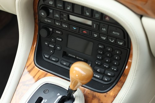 2001 Jaguar X308 XJR En venta (imagen 59 de 326)