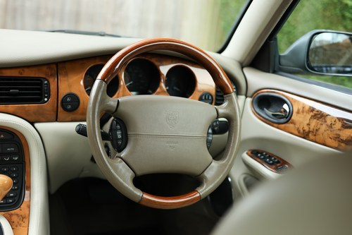 2001 Jaguar X308 XJR En venta (imagen 124 de 326)