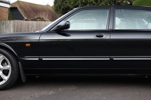 2001 Jaguar X308 XJR En venta (imagen 181 de 326)