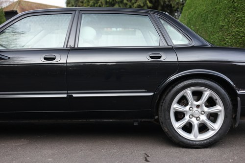 2001 Jaguar X308 XJR En venta (imagen 182 de 326)