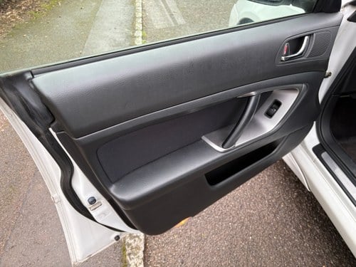 2003 Subaru Legacy GTB Te koop (foto 176 van 474)