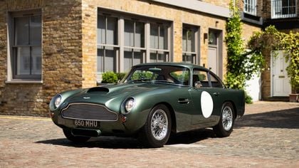 Aston Martin DB4 GT