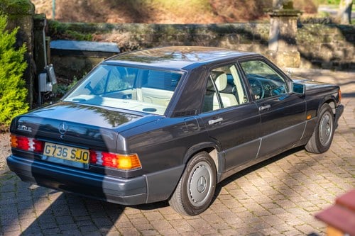 1989 Mercedes-Benz W201 190E 5sps Manual For Sale (picture 24 of 265)