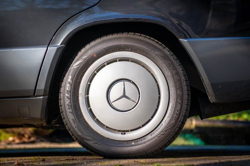 1989 Mercedes-Benz W201 190E 5sps Manual For Sale (picture 34 of 265)