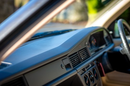 1989 Mercedes-Benz W201 190E 5sps Manual For Sale (picture 40 of 265)