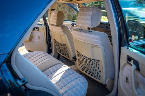 1989 Mercedes-Benz W201 190E 5sps Manual For Sale (picture 66 of 265)