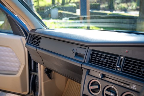 1989 Mercedes-Benz W201 190E 5sps Manual For Sale (picture 105 of 265)