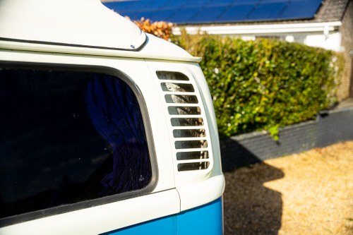 1974 Volkswagen Type 2 Camper For Sale (picture 91 of 158)
