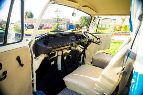 1974 Volkswagen Type 2 Camper For Sale (picture 41 of 158)