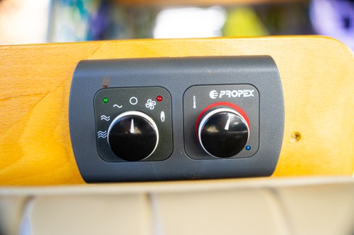 1974 Volkswagen Type 2 Camper For Sale (picture 60 of 158)