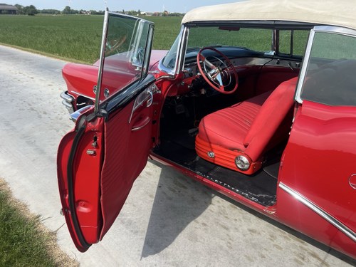 1955 Buick Super Convertible LS3 Conversion Te koop (foto 19 van 63)