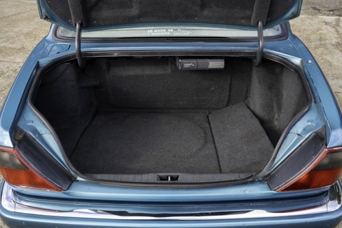 1995 Jaguar X300 XJR Te koop (foto 88 van 186)