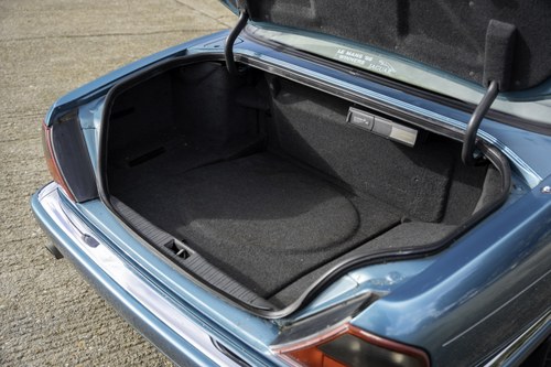 1995 Jaguar X300 XJR Te koop (foto 94 van 186)