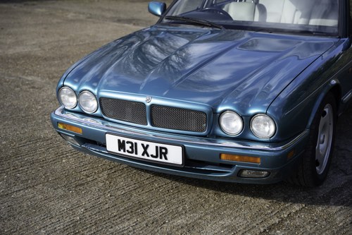 1995 Jaguar X300 XJR Te koop (foto 97 van 186)