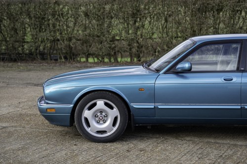 1995 Jaguar X300 XJR Te koop (foto 122 van 186)