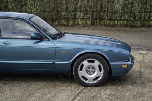 1995 Jaguar X300 XJR Te koop (foto 143 van 186)