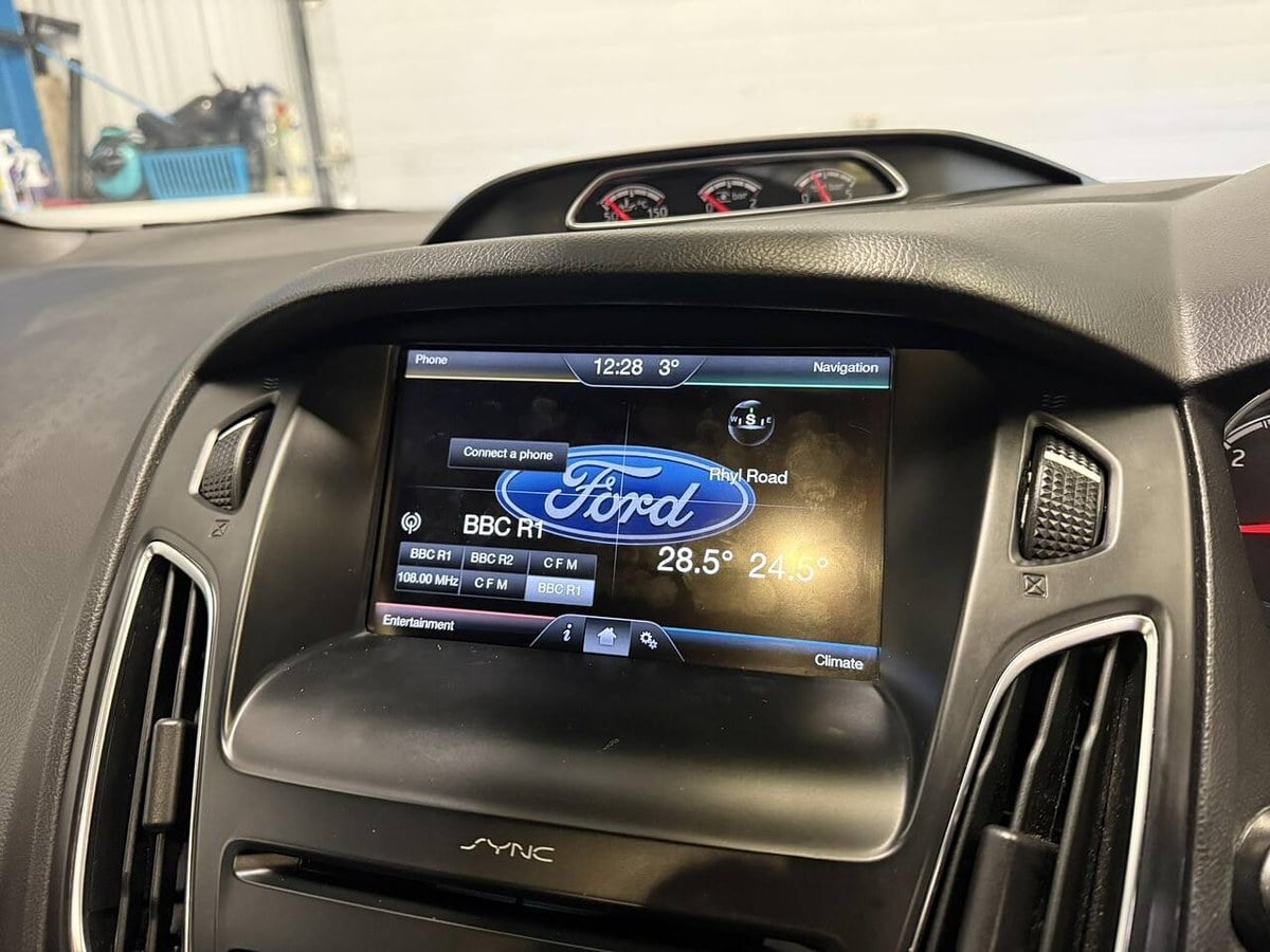 2016 Ford Focus White Manual, 6 speed Right Hand Drive in United ...