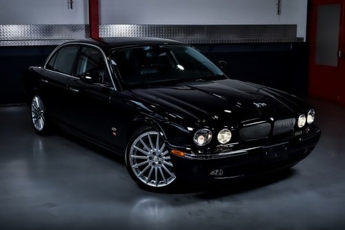 2007 Jaguar XJR X350 For Sale (picture 11 of 99)