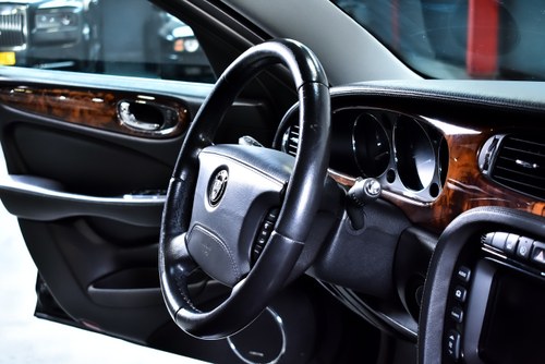 2007 Jaguar XJR X350 For Sale (picture 79 of 99)