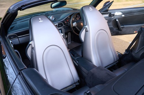 2006 Porsche 911 Carrera 2S Manual For Sale (picture 18 of 197)