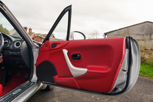 2001 Mazda MX5 Mk2 Jasper Conran Platinum Edition No. 9 of 100 till salu (bild 30 av 134)