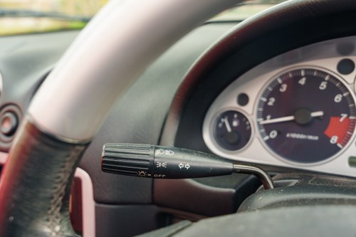 2001 Mazda MX5 Mk2 Jasper Conran Platinum Edition No. 9 of 100 till salu (bild 40 av 134)