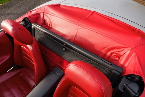 2001 Mazda MX5 Mk2 Jasper Conran Platinum Edition No. 9 of 100 till salu (bild 63 av 134)