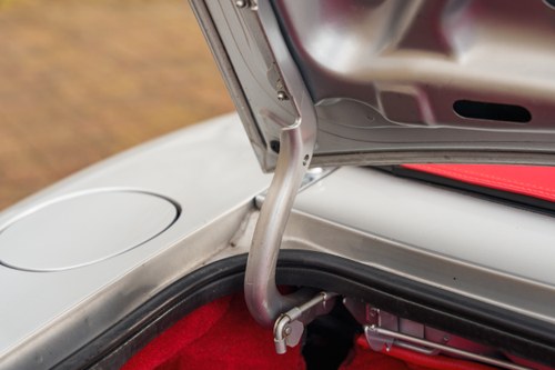 2001 Mazda MX5 Mk2 Jasper Conran Platinum Edition No. 9 of 100 till salu (bild 77 av 134)