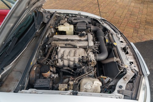 2001 Mazda MX5 Mk2 Jasper Conran Platinum Edition No. 9 of 100 till salu (bild 108 av 134)