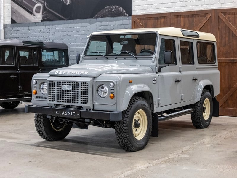 2013 Land Rover Defender - 2 2013 Land Rover Defender - 2