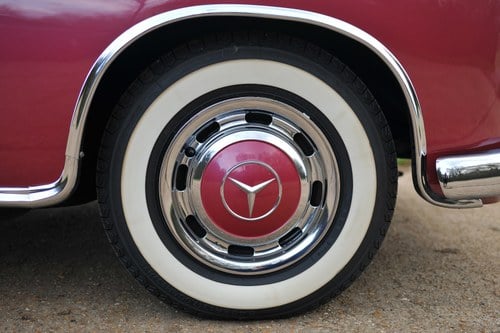 1960 Mercedes-Benz 220SE Cabriolet à venda (imagem 17 de 128)