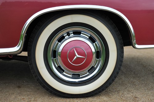 1960 Mercedes-Benz 220SE Cabriolet à venda (imagem 18 de 128)