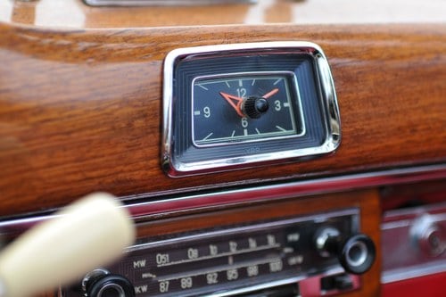 1960 Mercedes-Benz 220SE Cabriolet à venda (imagem 34 de 128)