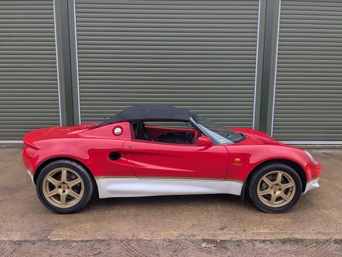 2000 Lotus Elise Type 49 Red SÅLD