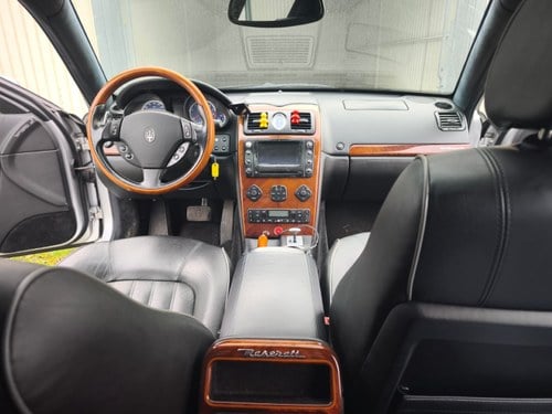 2006 Maserati Quattroporte V 4.2L Automatic à venda (imagem 24 de 42)