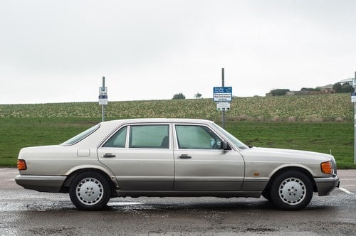 1986 Mercedes-Benz W126 500SEL till salu (bild 4 av 130)