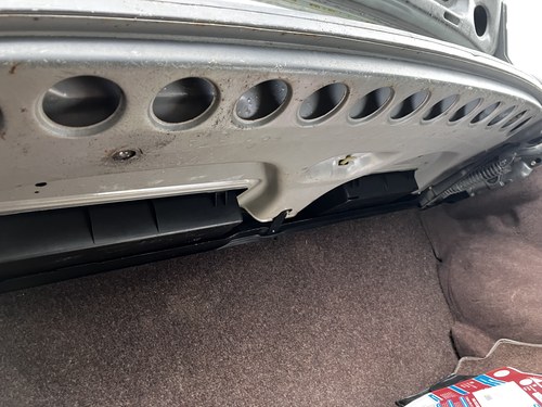 1986 Mercedes-Benz W126 500SEL till salu (bild 63 av 130)