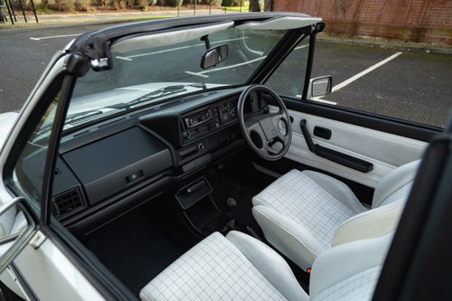 1988 Volkswagen Mk1 Golf Cabrio GTi zum Verkauf (Bild 4 von 256)