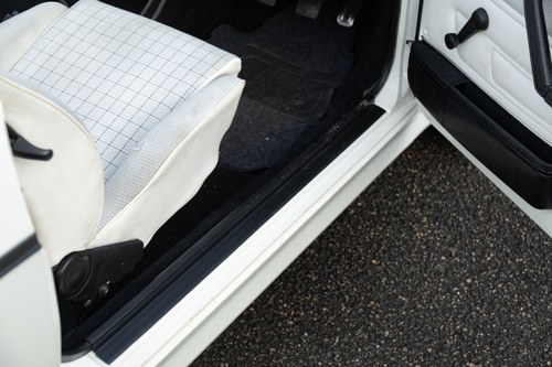 1988 Volkswagen Mk1 Golf Cabrio GTi zum Verkauf (Bild 58 von 256)