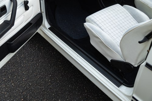 1988 Volkswagen Mk1 Golf Cabrio GTi zum Verkauf (Bild 73 von 256)