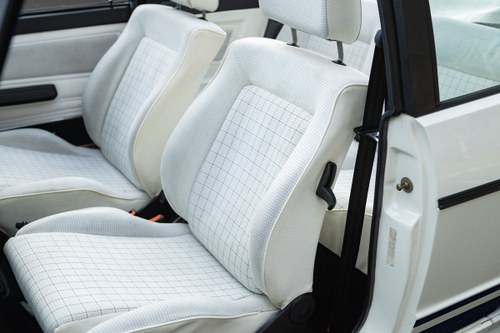 1988 Volkswagen Mk1 Golf Cabrio GTi zum Verkauf (Bild 79 von 256)