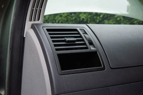 2012 Volkswagen Transporter T28 102 TDI SWB In vendita (immagine 71 di 206)